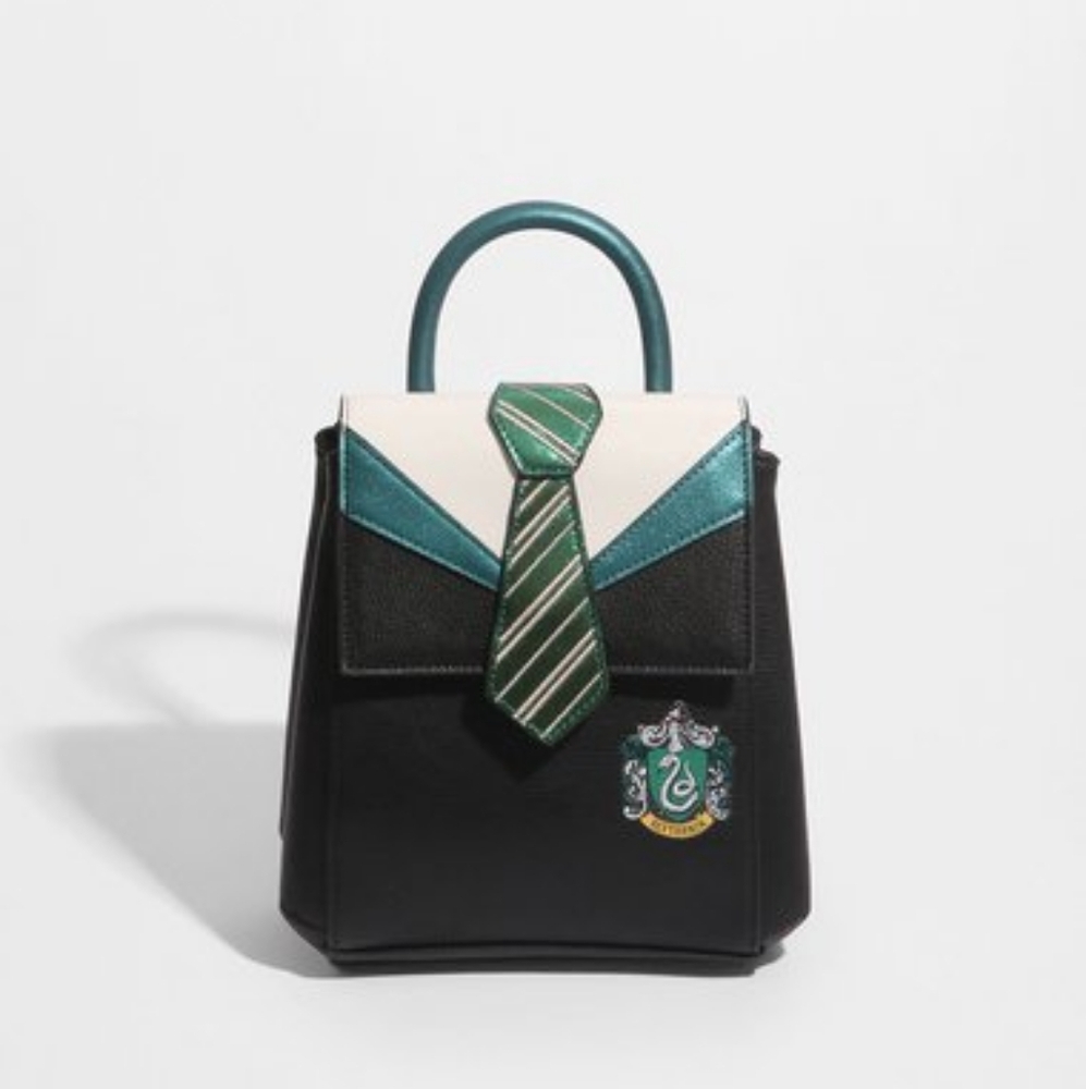 HARRY POTTER Danielle Nicole backpack purse NWT